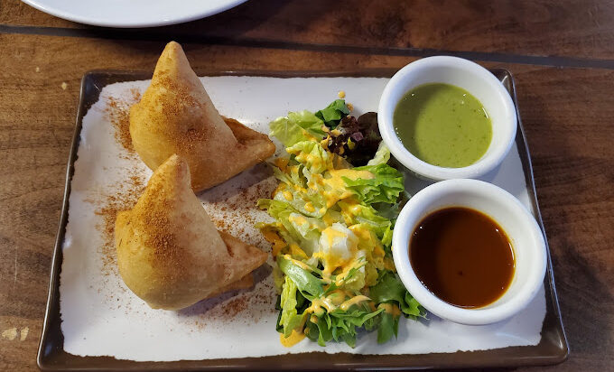 The Secret Behind Delhi Belly Famous Samosas 6 Classic Samosa